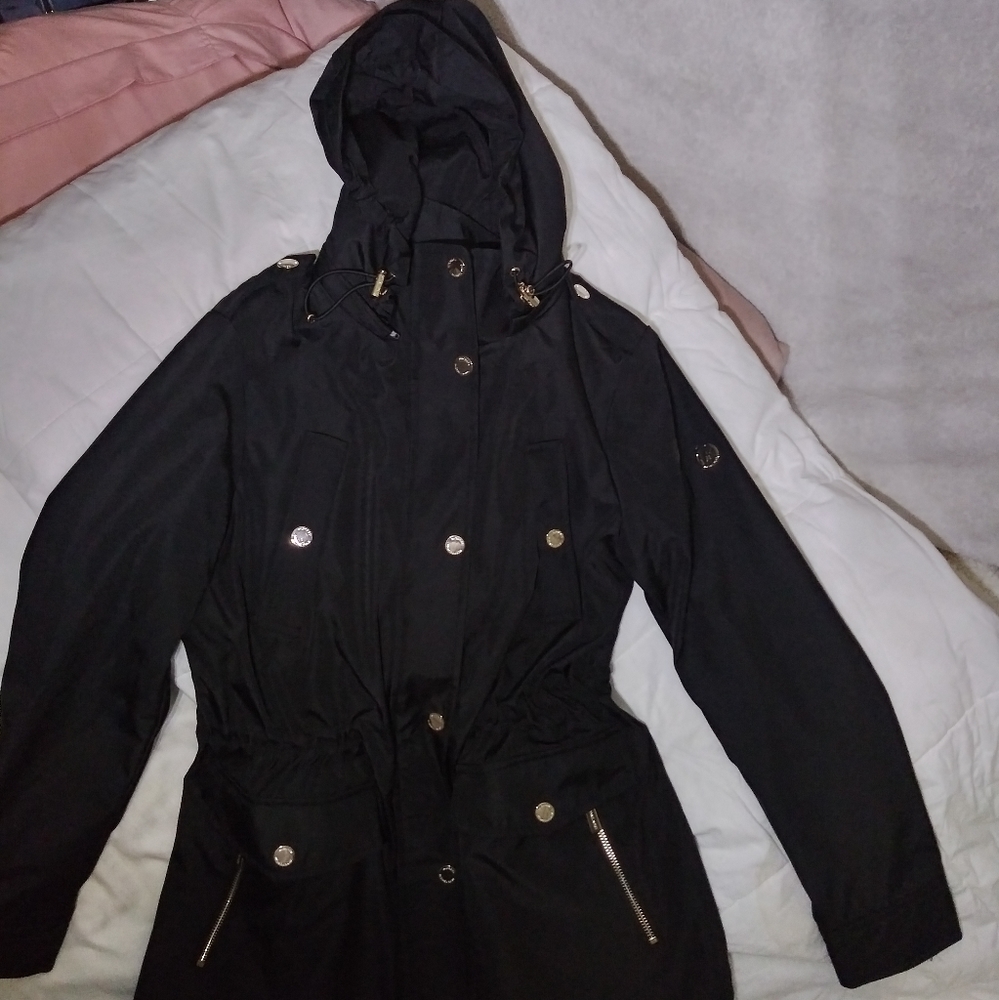 Michael kors jacket asking $100.00